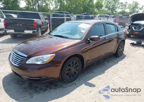 2012 Chrysler 200 Lx z USA, uszkodzony, nr VIN 1C3CCBAB9CN212942